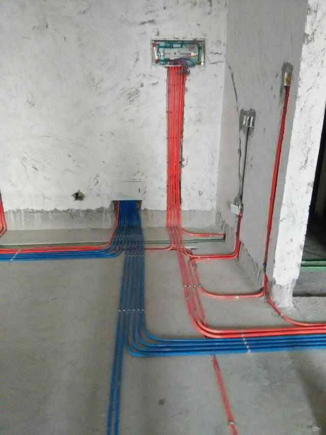 頭一次見水電這么裝！簡直顛覆了我對水電安裝的認知